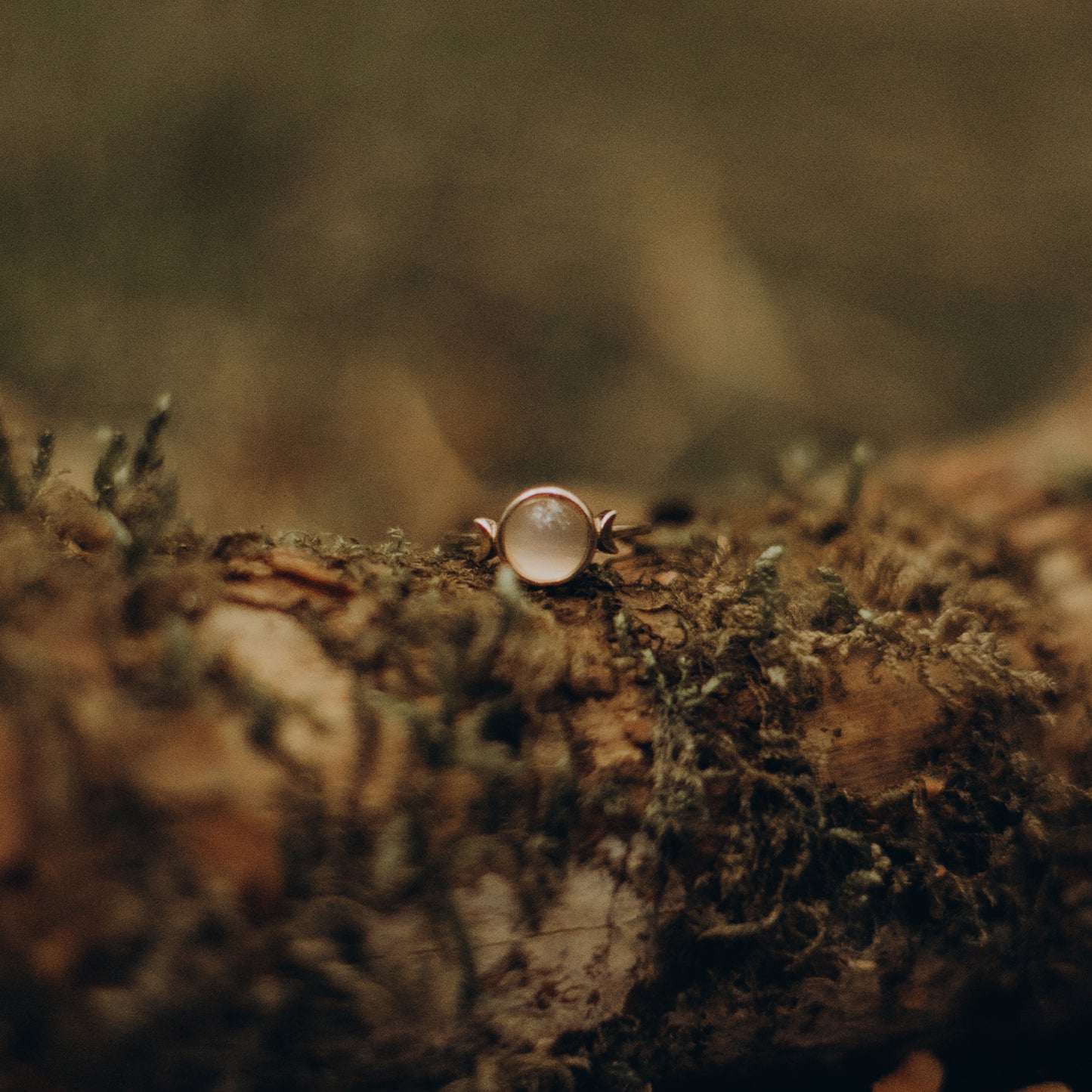 Magic Spell Ring Mondstein
